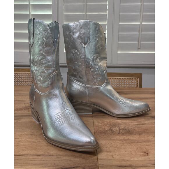 Nine West Women's Yodown Western Boots Silver Size 9 NWOB - Picture 2 of 11